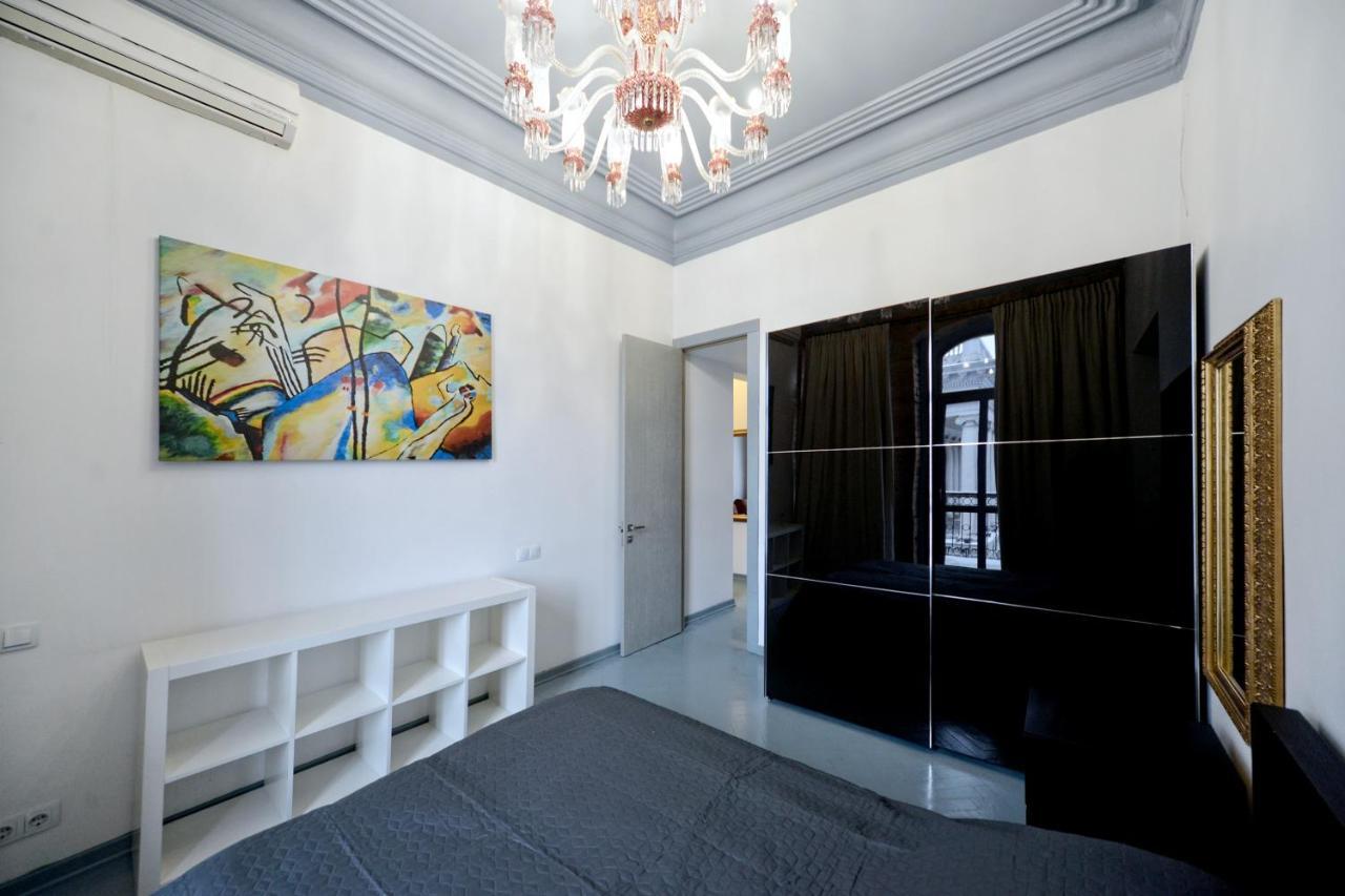 Artol Gorodetskogo Apartment Киев Екстериор снимка