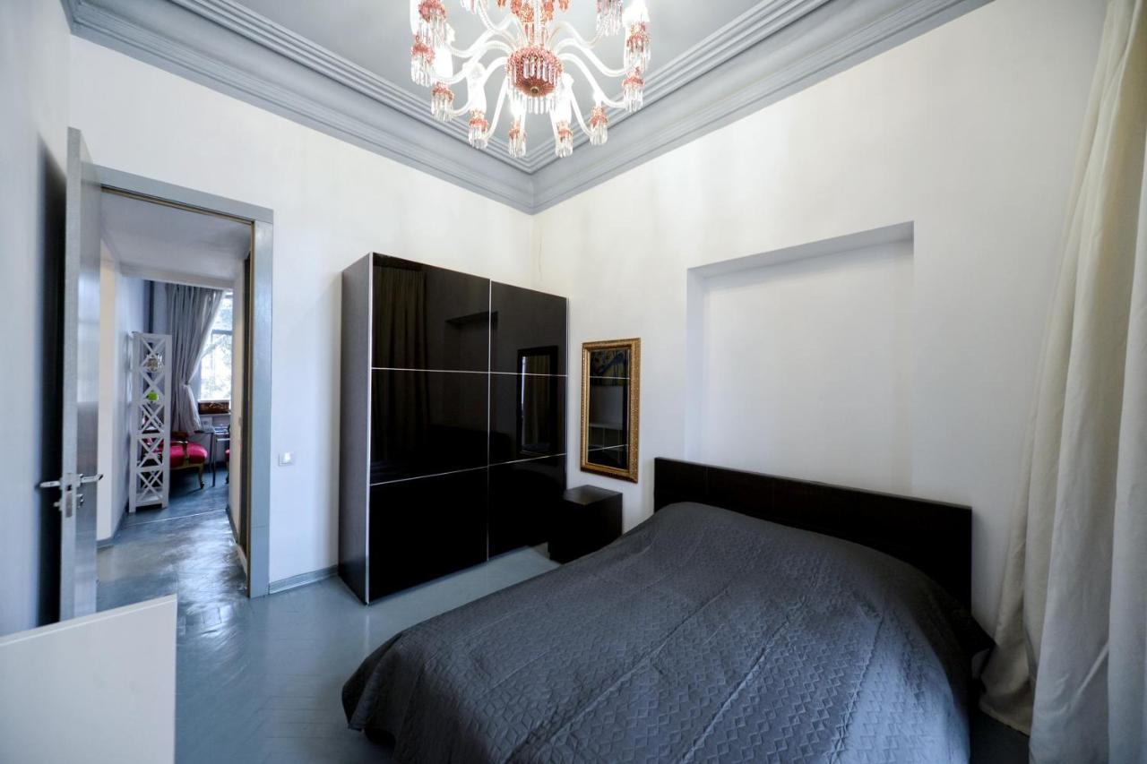 Artol Gorodetskogo Apartment Киев Екстериор снимка