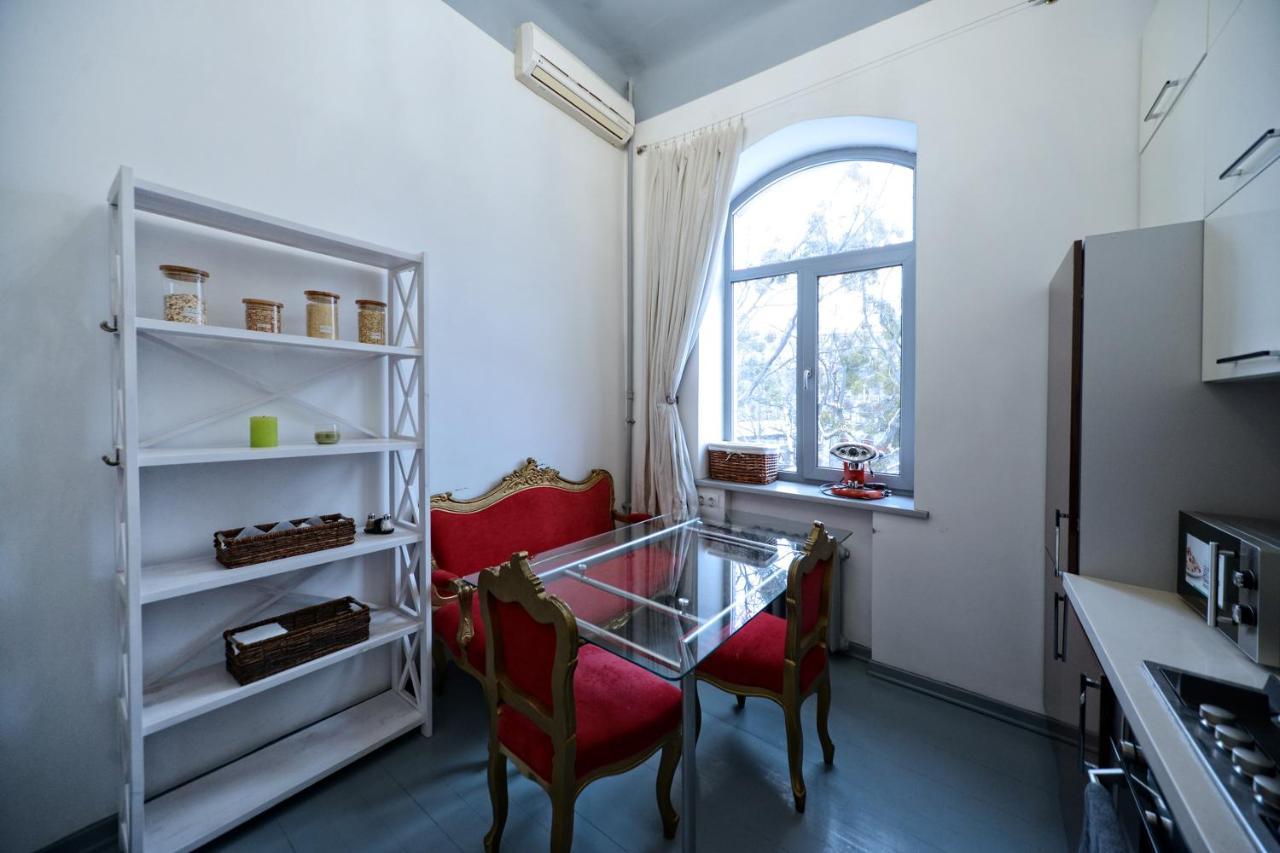 Artol Gorodetskogo Apartment Киев Екстериор снимка