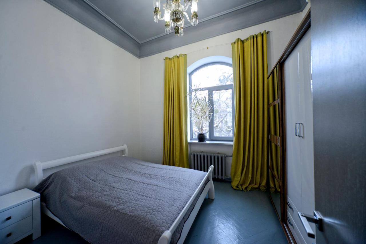 Artol Gorodetskogo Apartment Киев Екстериор снимка